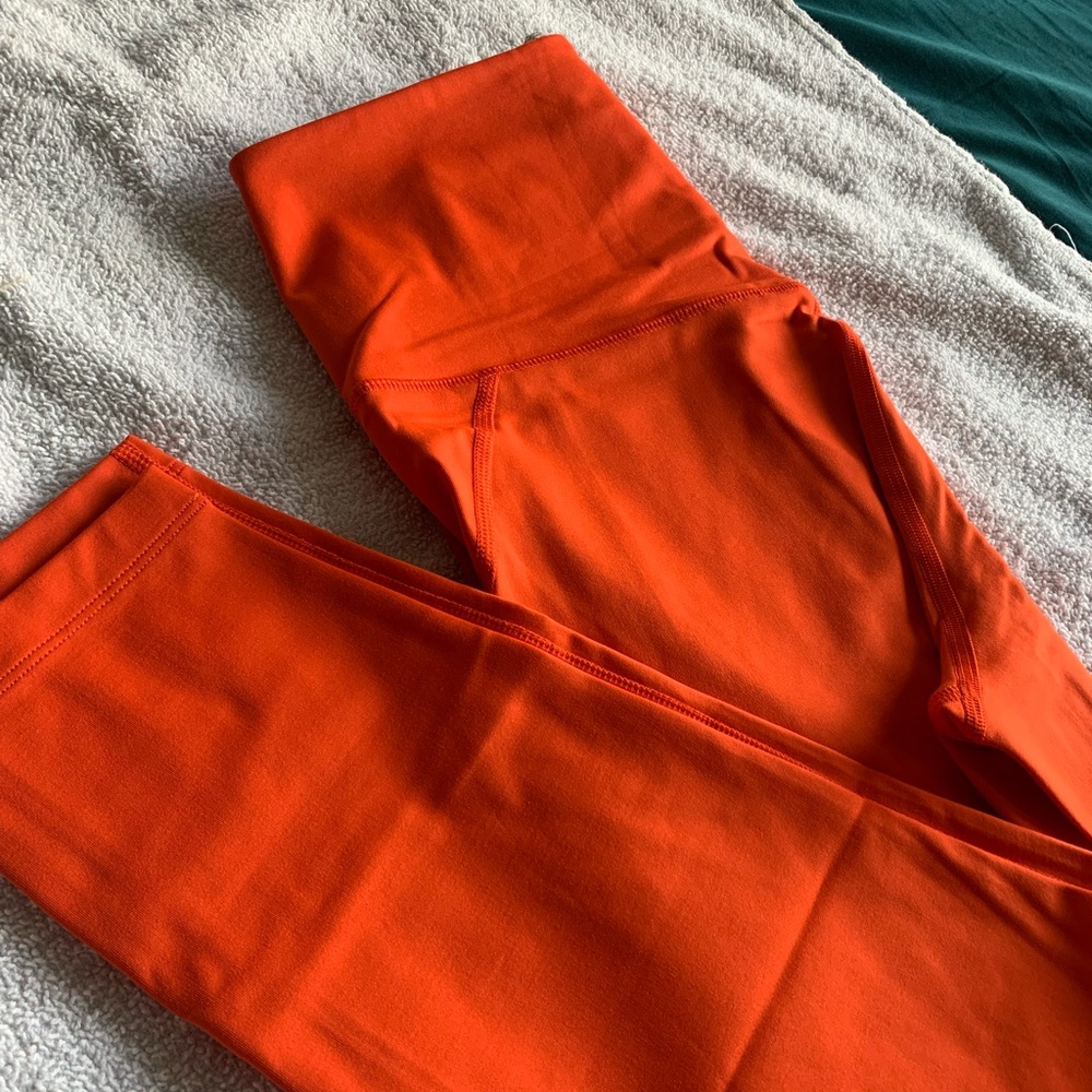 Gently Used Girlfriend Collective Tart Compressive Legging 23 inseam M